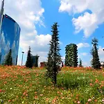 Apartament Nel Cuore Del Quartiere Isola, All'ombra Del Bosco Verticale