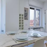 V31 Urban Collection I - Ii Μιλάνο