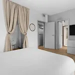 Dreaming With Parking L15 * Milán