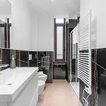 Vitruvio Palace - La Vista * Milano