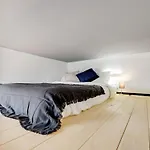 Homeby, Cozy Penthouse Apartamento