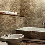 Royal Suites ホテル