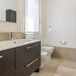 Apartment Spiga Duplex Suites By Ricasoli Stays *