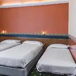 デス エトランジェ ミラノ