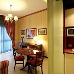 & Contessa Jolanda 4* Milan