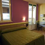 Arco Romana 3*
