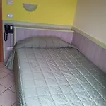 Hotel Arco Romana 3*
