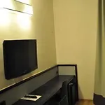 Iq Hotel 4*