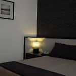 Iq 4* Milan