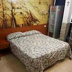 Hostel Old *