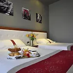 Mentana, By R Collection Hotel 4*