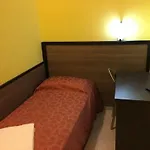 Salus Hotel