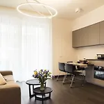 Design & New Center