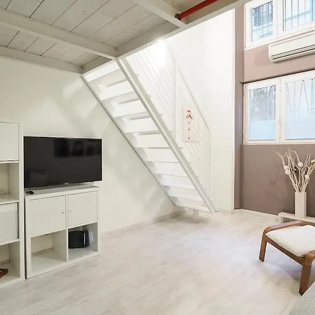 Contempora - Breno 2 アパート ミラノ