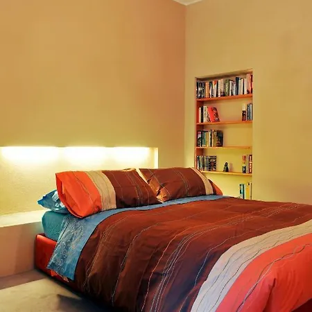 Instaworty Porta Ticinese Trendy 4pax Apartment Milan