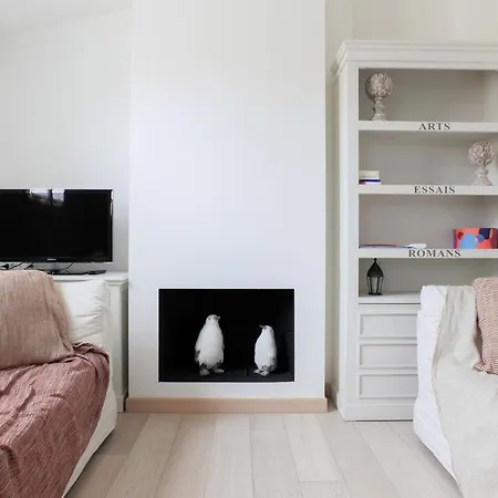 Apartment Plum Guide - Magellan Milan