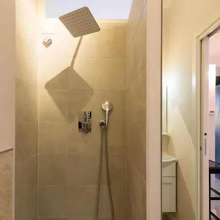 Brand New Duplex Pta Garibaldi 4pax-wifi-ac Milan