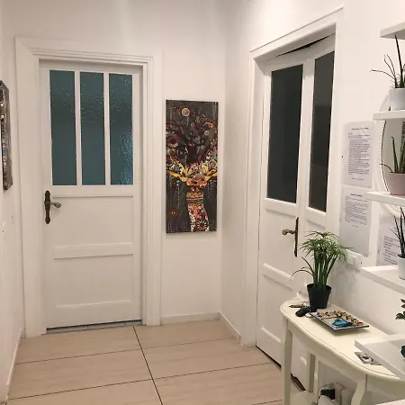 El Encantador Apartment *