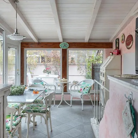 Apartamento Plum Guide - Pastel Playground *