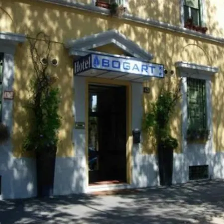 Hotell Bogart 2*