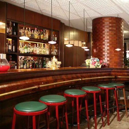 克里斯塔罗莫金巴酒店 酒店 3*