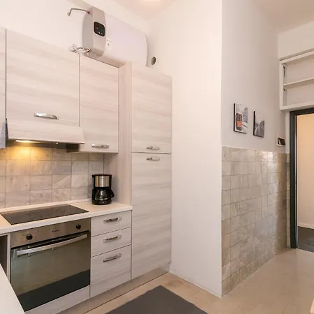 Vittoria 1 Appartement Milaan