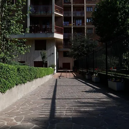 La Casa Delle Arti Tortona Navigli Appartement *