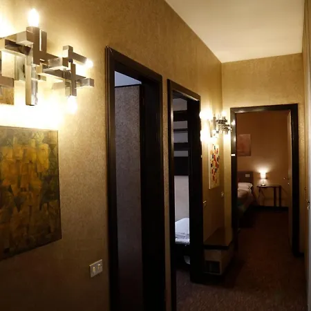 La Casa Delle Arti Tortona Navigli * Milan