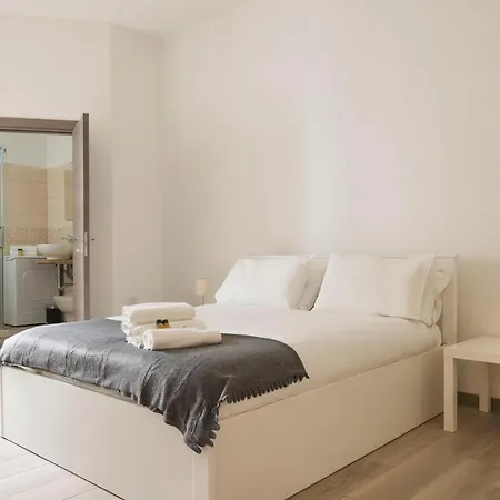 Hacca Collection - Porta Romana * Milan