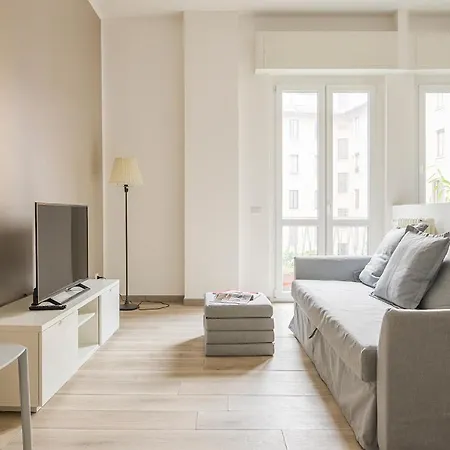 Hacca Collection - Porta Romana *