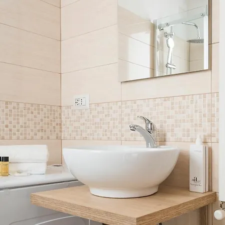 Hacca Collection - Porta Romana Milan