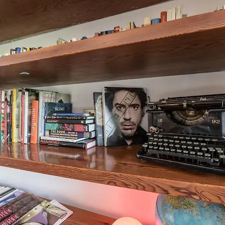 Bauhaus Apartment