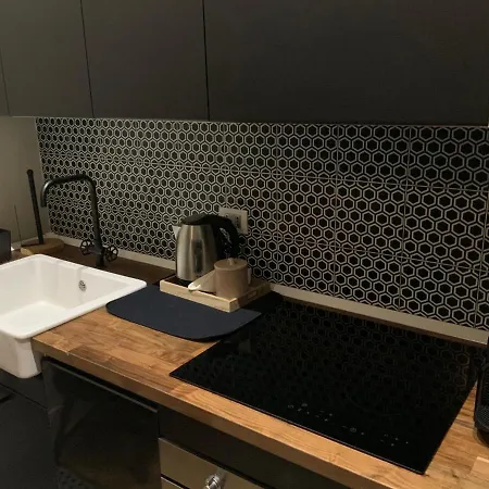 Apartamento Beautiful Basement-tony Appartment-in The Heart Of *