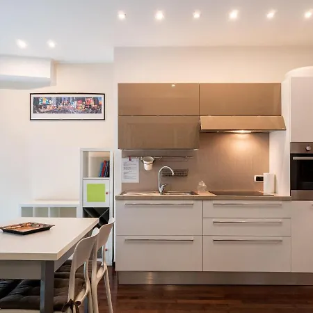 The Rent - Modern Duomo Apartamento *