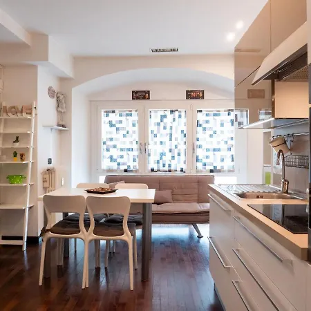 The Rent - Modern Duomo * Milán