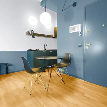 Lägenhet Station Red Milano