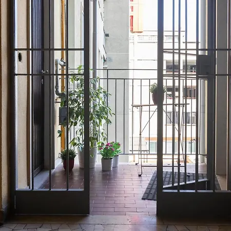 La Piccola Perla - Repubblica/central Station * ミラノ