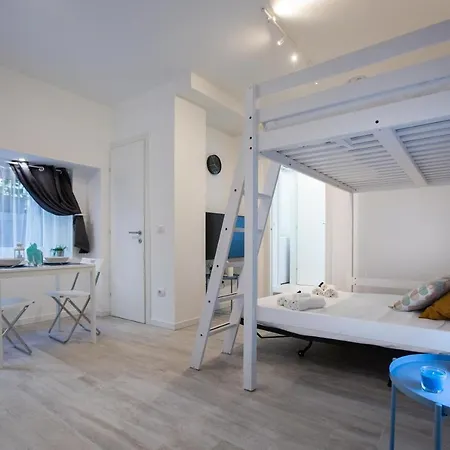 Apartment Padova 177 Milan
