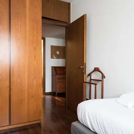 Youhosty - Vittadini 5 *