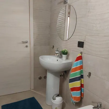 Bnbook-villa Molinari * Milan