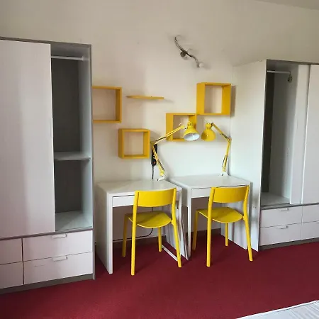 Lucca/Tr Hostel *