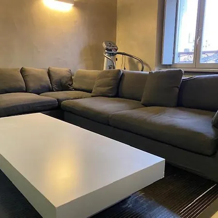 Spacious & Elegant Near Corso Como - Maroncelli Milan