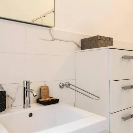 Apartamento Loreto & Stazione Cozy Milão