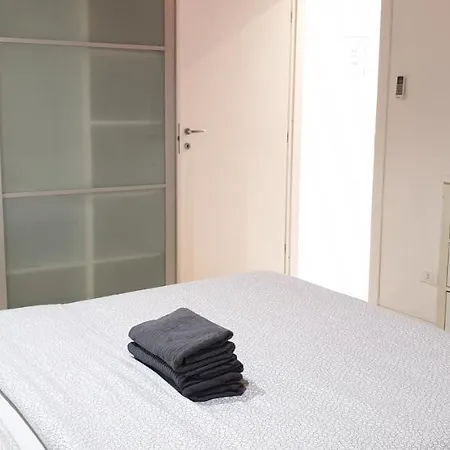Con Due Da Letto Max 8 Persone Maciacchini Wi Fi Gratuito Moderno Bella Vista Nuova Gestione Apartment