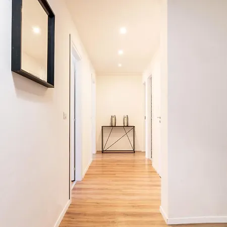 Hemeras Boutique Homes Luxury 4bdr Close To Duomo *