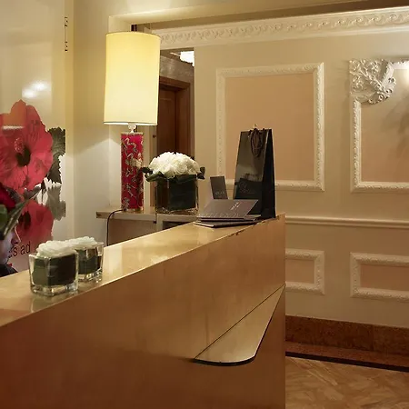 Baglioni Carlton - The Leading Of The World