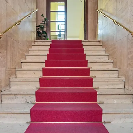 Apartment Guesthost - Stazione Cozy And Functional Flat Mailand