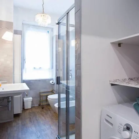 Lust Gulli * Милан