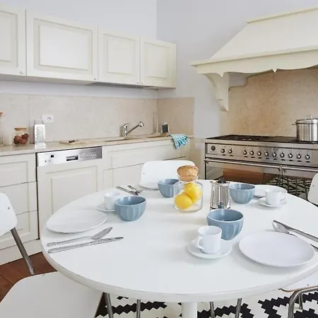Apartment Sant'ambrogio Halldis