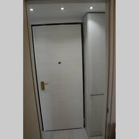 Fondazione Prada Metro Corvetto Splendido Monolocale Ristrutturato Ben Arredato * Milano